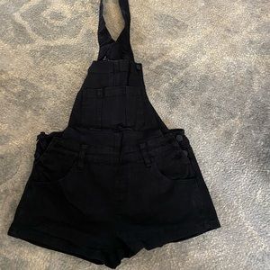 PacSun shorts overalls